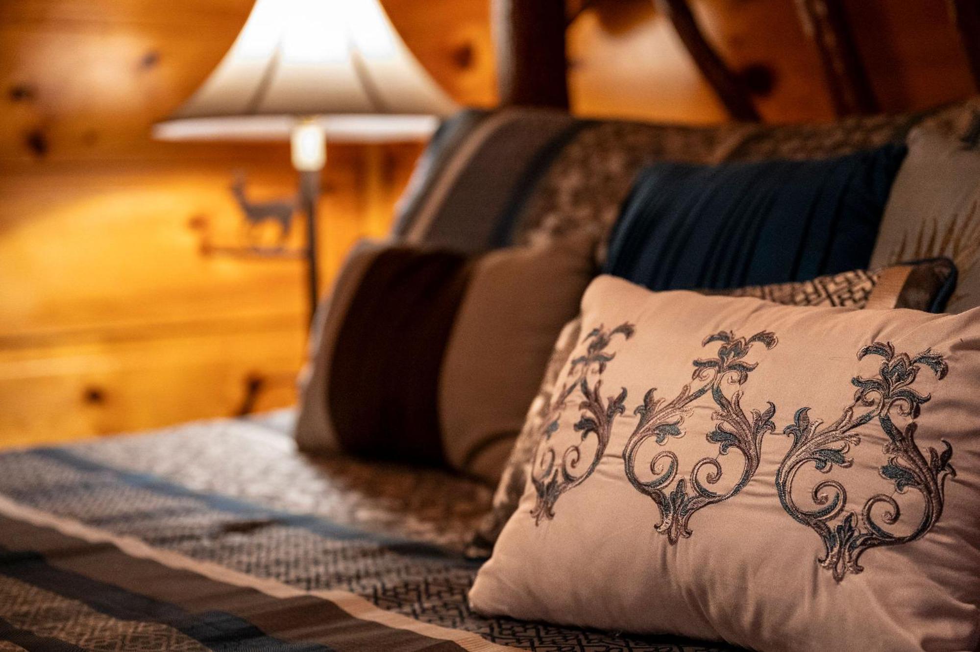 Take My Breath Away Holiday Home Gatlinburg Extérieur photo